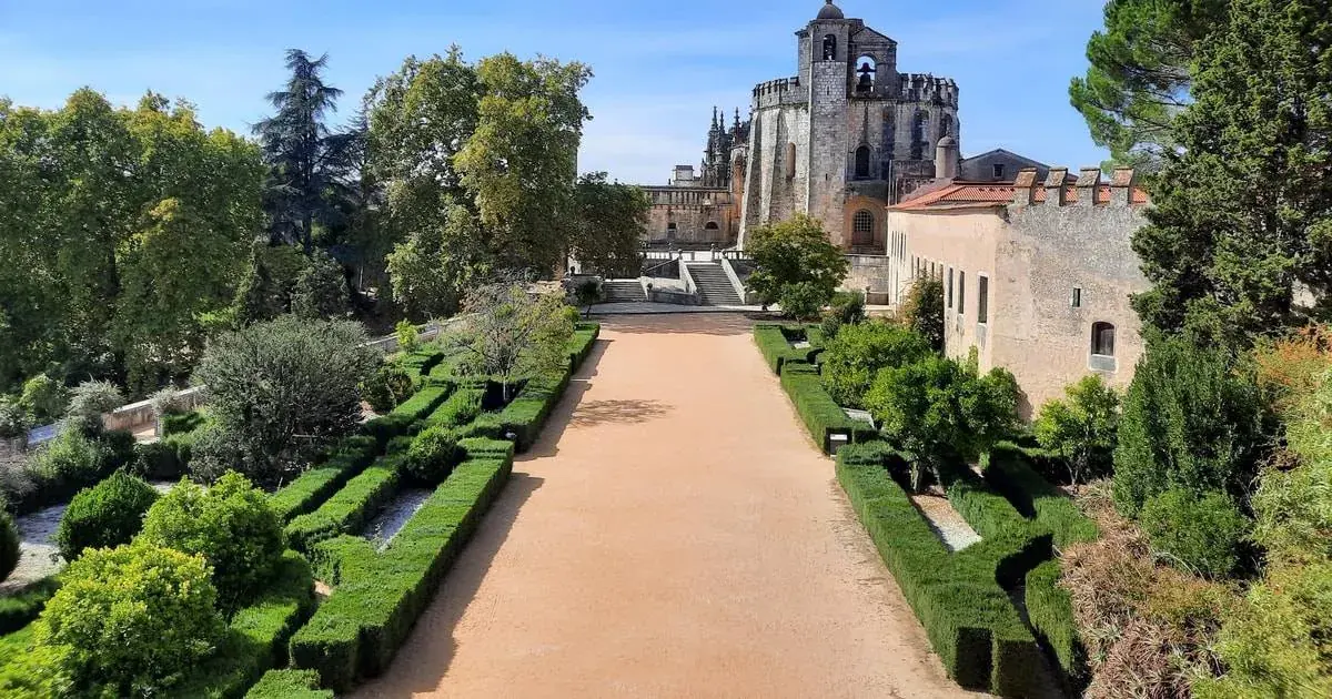 Small-Group Tour of Tomar from Lisbon – History of the Knights Templar